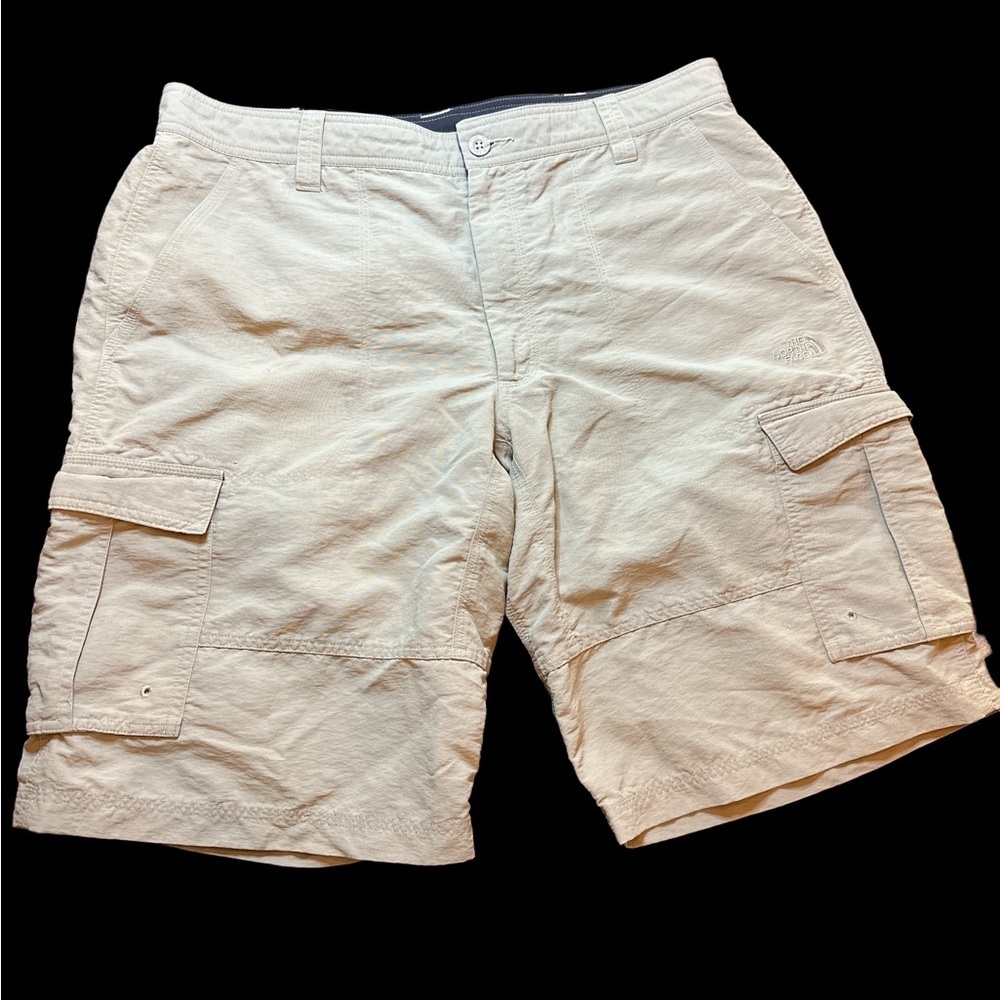North Face Men’s Hiking Shorts. Khaki 38 Waist Excellent